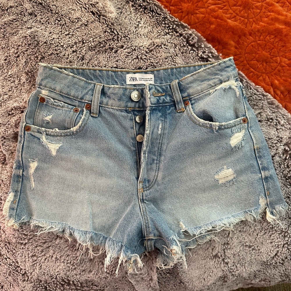 Zara distressed denim shorts